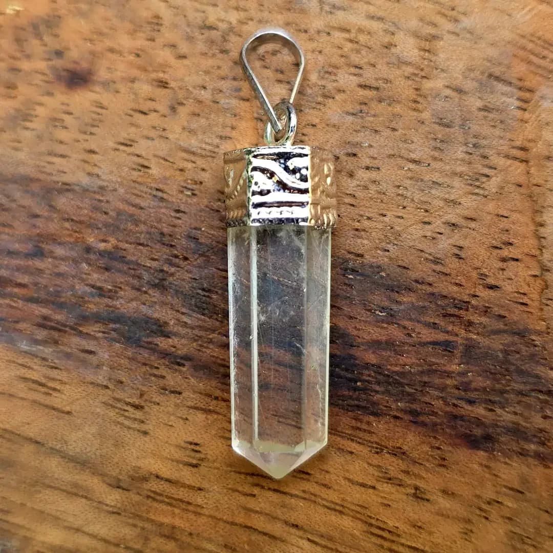 Luxury Clear Quartz Pendant - Pencil Cut